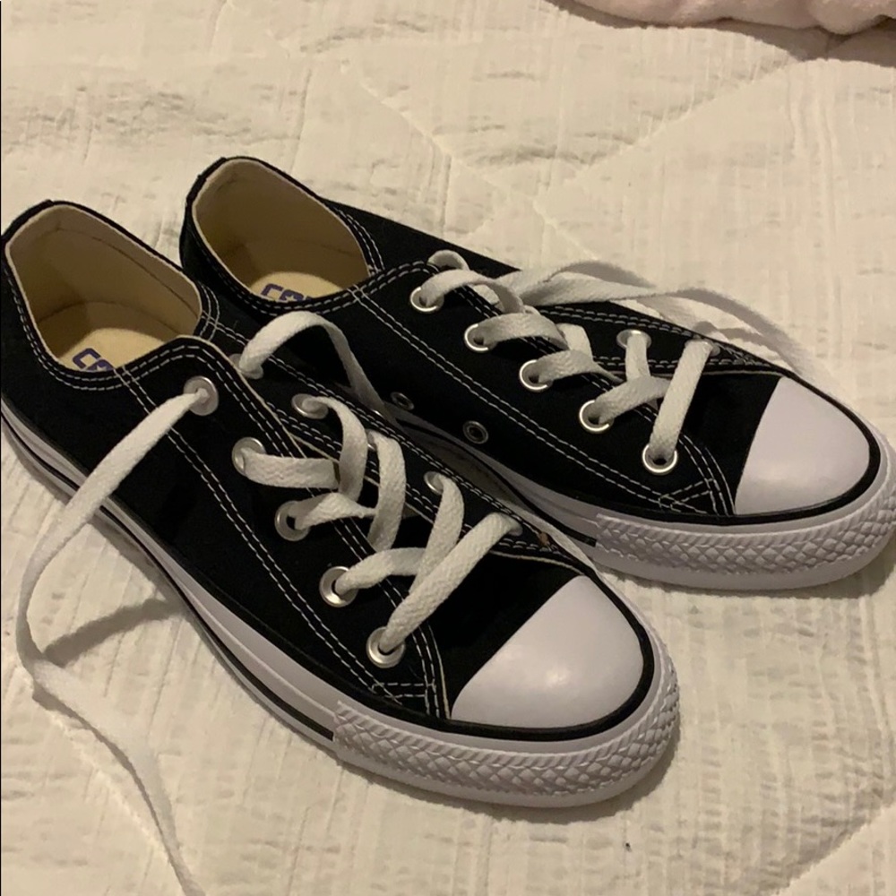Black converse